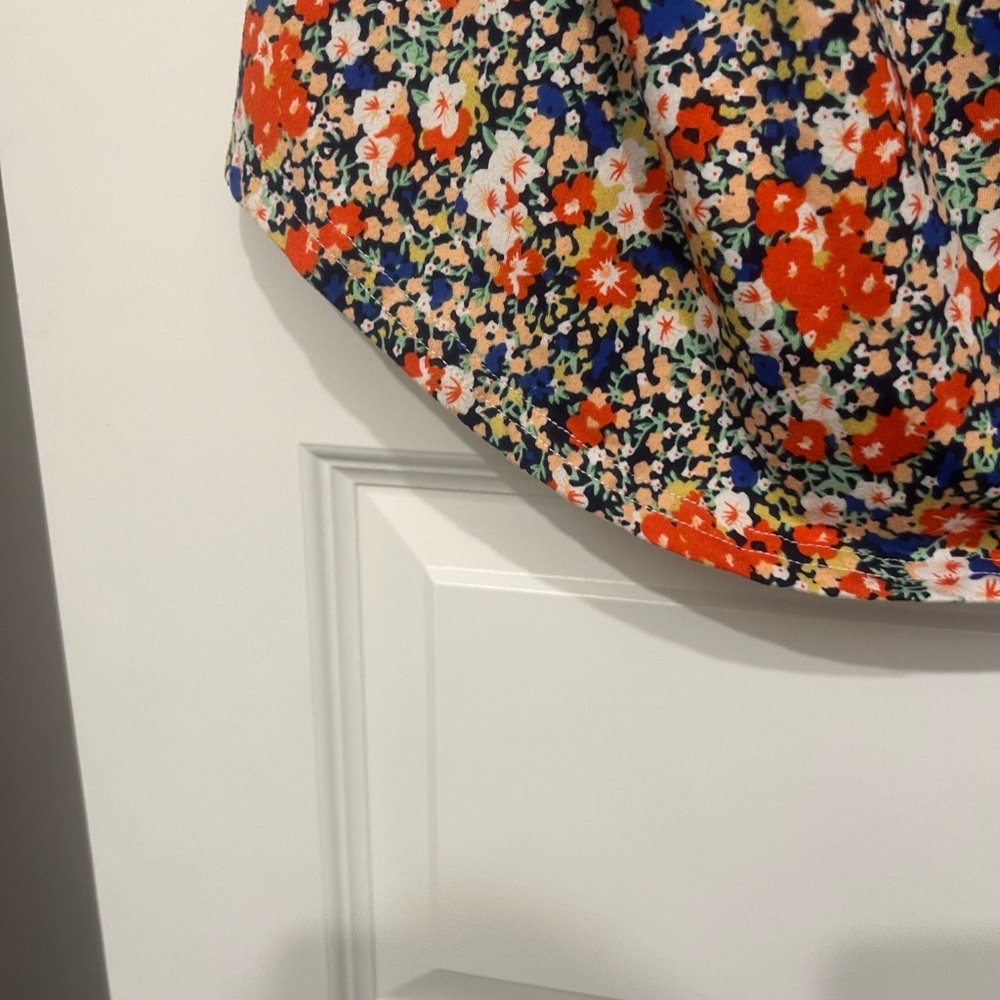 Beginning Boutique Floral Blouse - Red and Blue - Picture 10 of 14